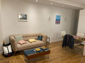 Appartement 2 pièces Paris 15ème